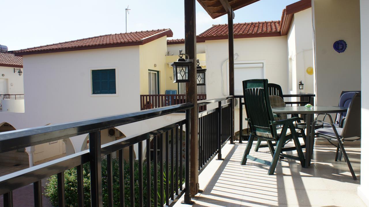 Limnaria Westpark 129 Daire Pafos Dış mekan fotoğraf