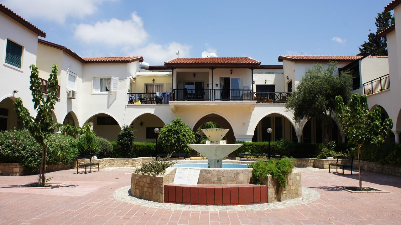 Limnaria Westpark 129 Daire Pafos Dış mekan fotoğraf